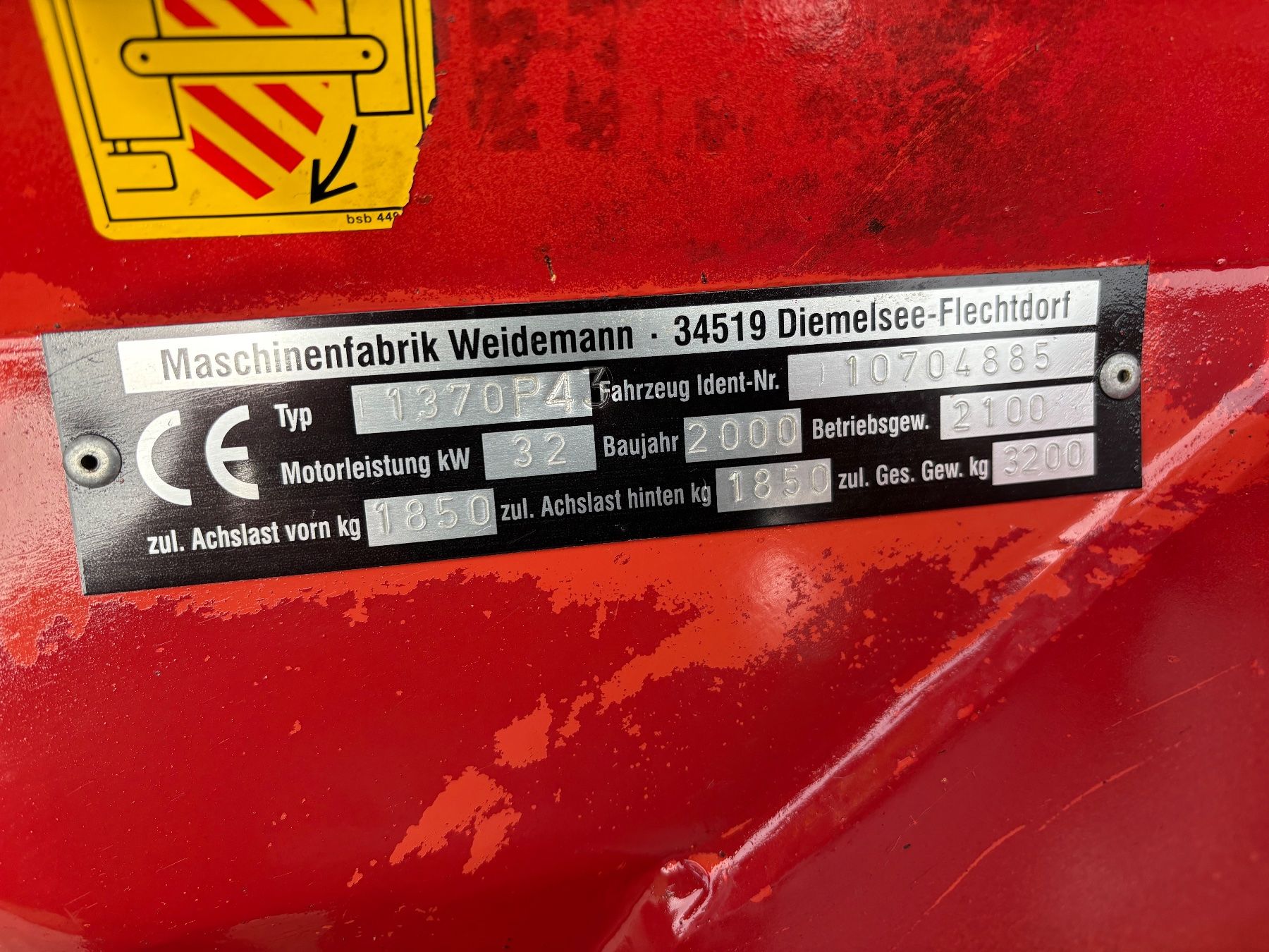 Weidemann Caricatori: Valet de ferme, Chargeuse Weidemann 1370 – Usato da Bioley-Magnoux venduto da Salvo25 7