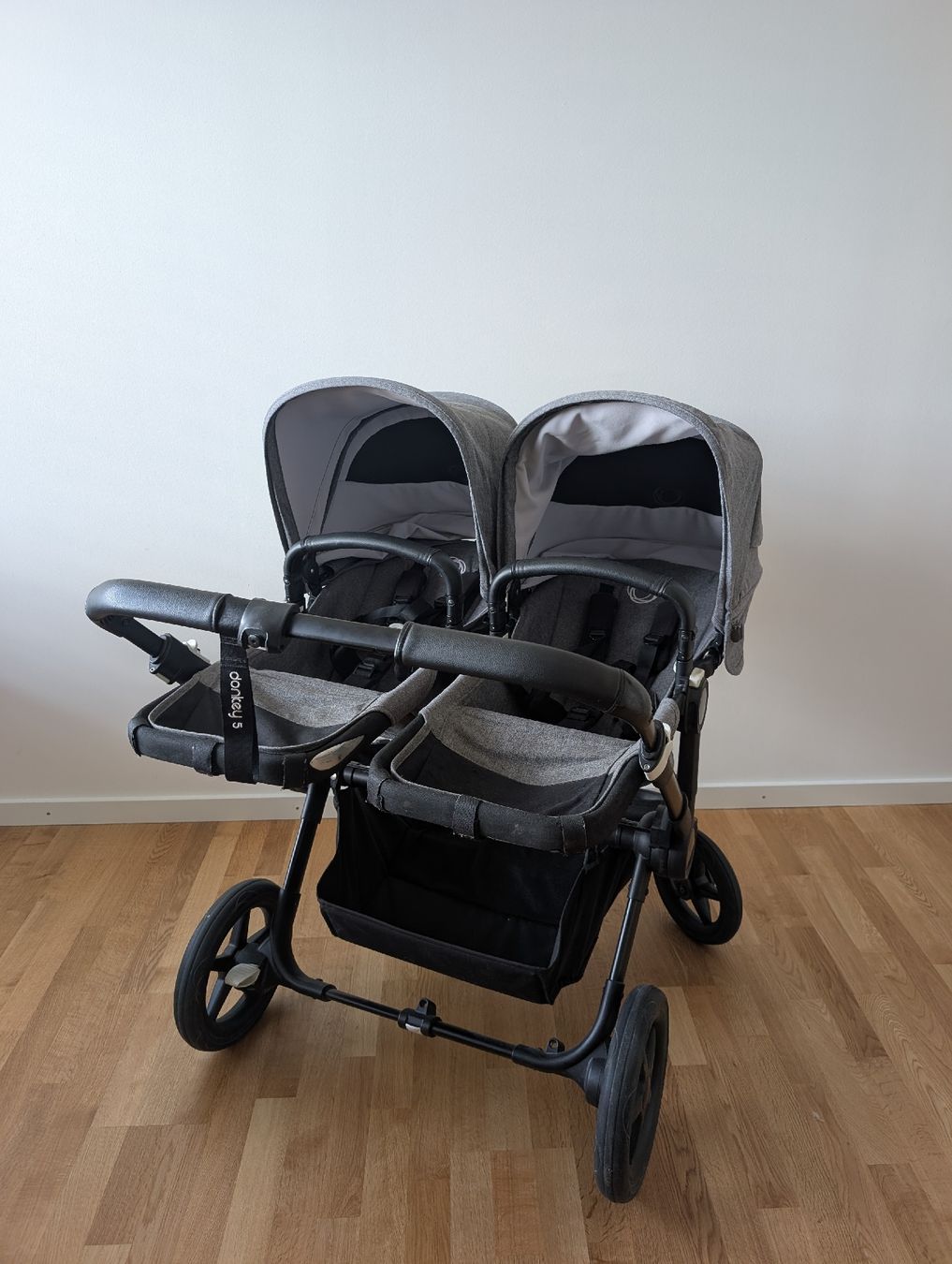 Bugaboo Carrozzine: Bugaboo Donkey 5 Duo Kinderwagen – Usato da St. Moritz venduto da kos_97nf 1