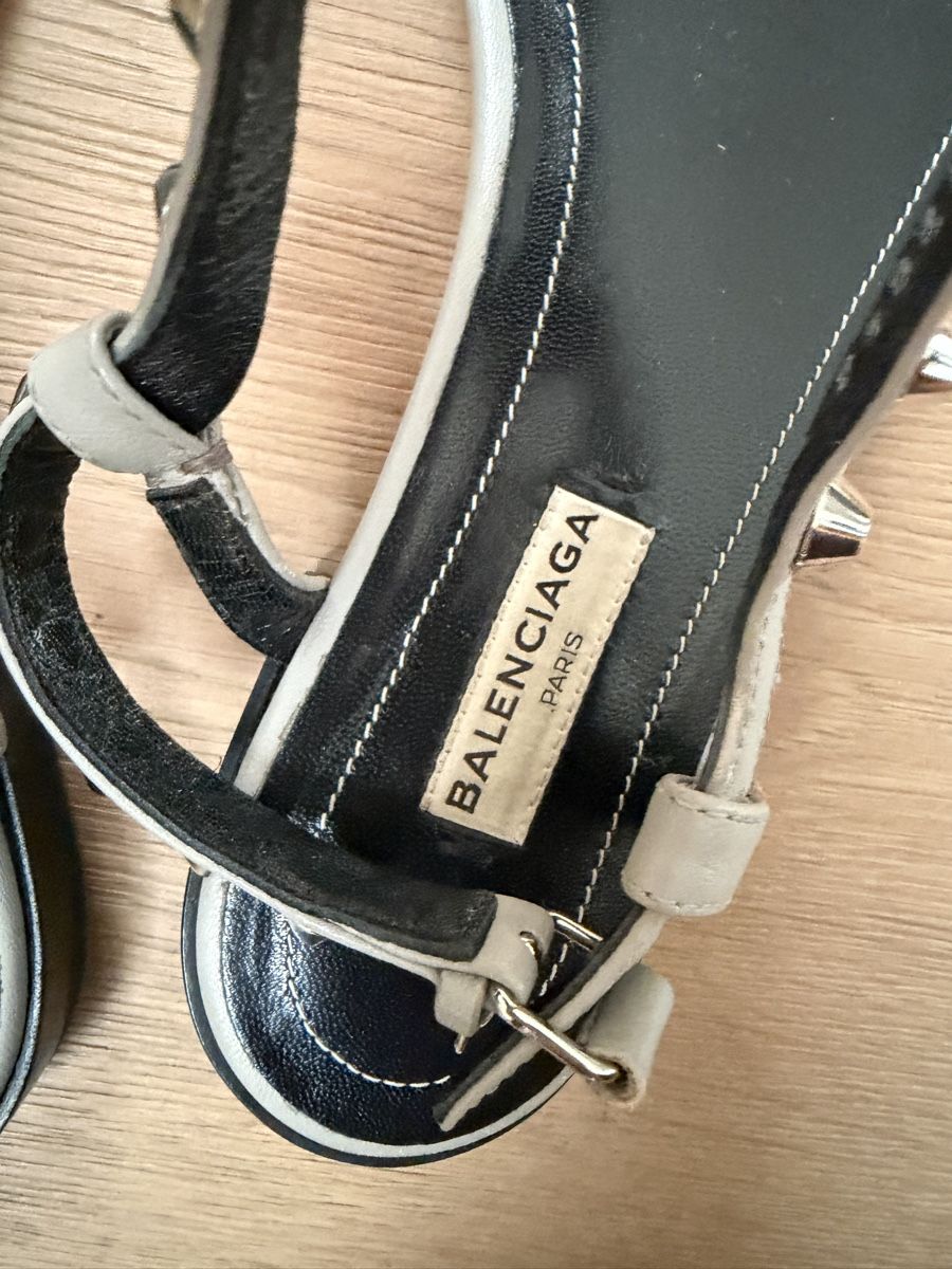 Balenciaga Scarpe da donna: Balenciaga Sandal Grey 37 1/2 – Usato da Zürich venduto da P_Lipinski_21 2