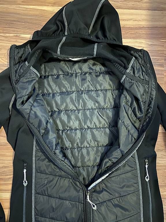 Jacken: Outdoor Jacke, Regatta, Grösse M – Gebraucht aus Nürensdorf von pgiuga 2
