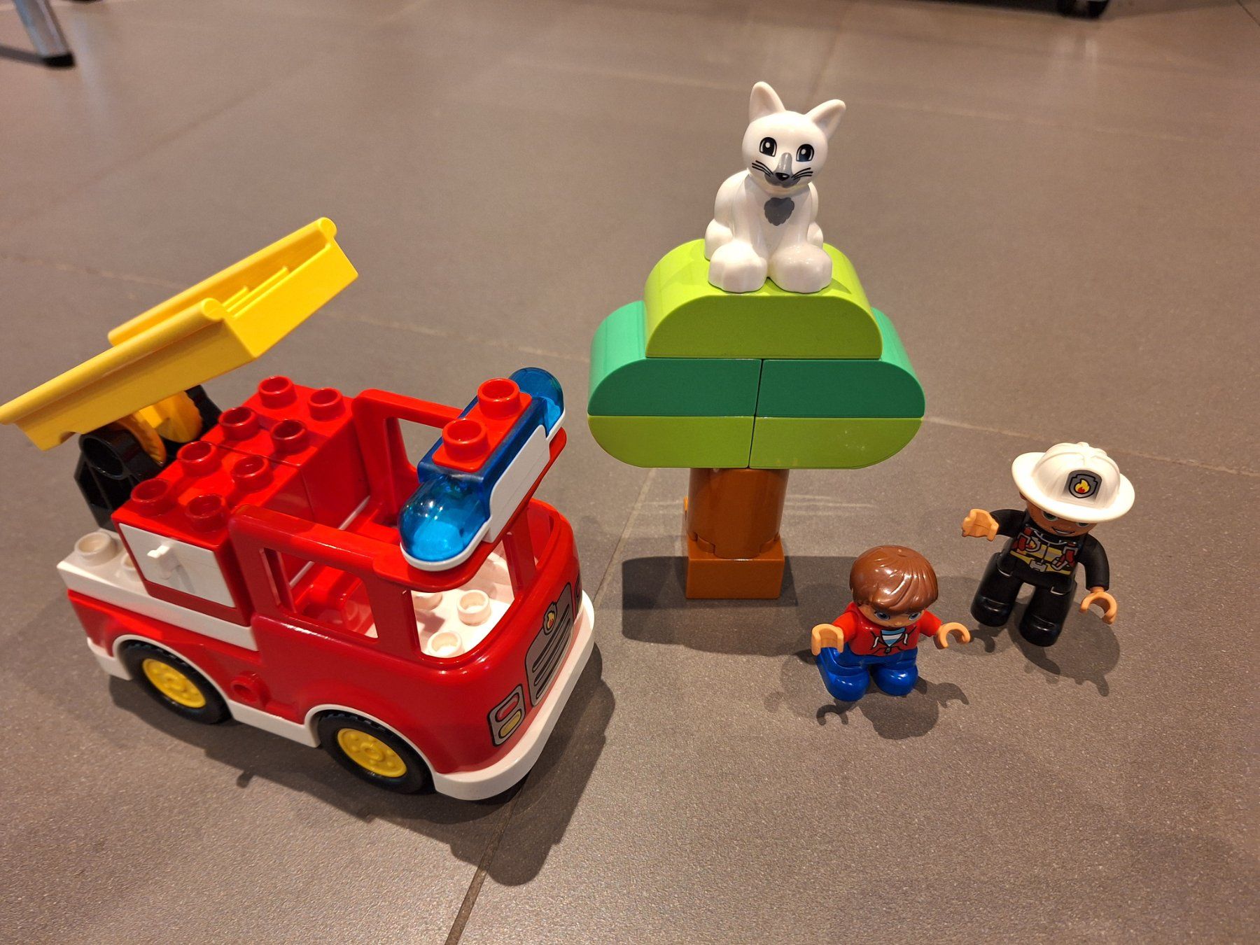 Lego Giocattoli: LEGO® 10969 Feuerwehrauto – Usato da Herrliberg venduto da linavogt 2