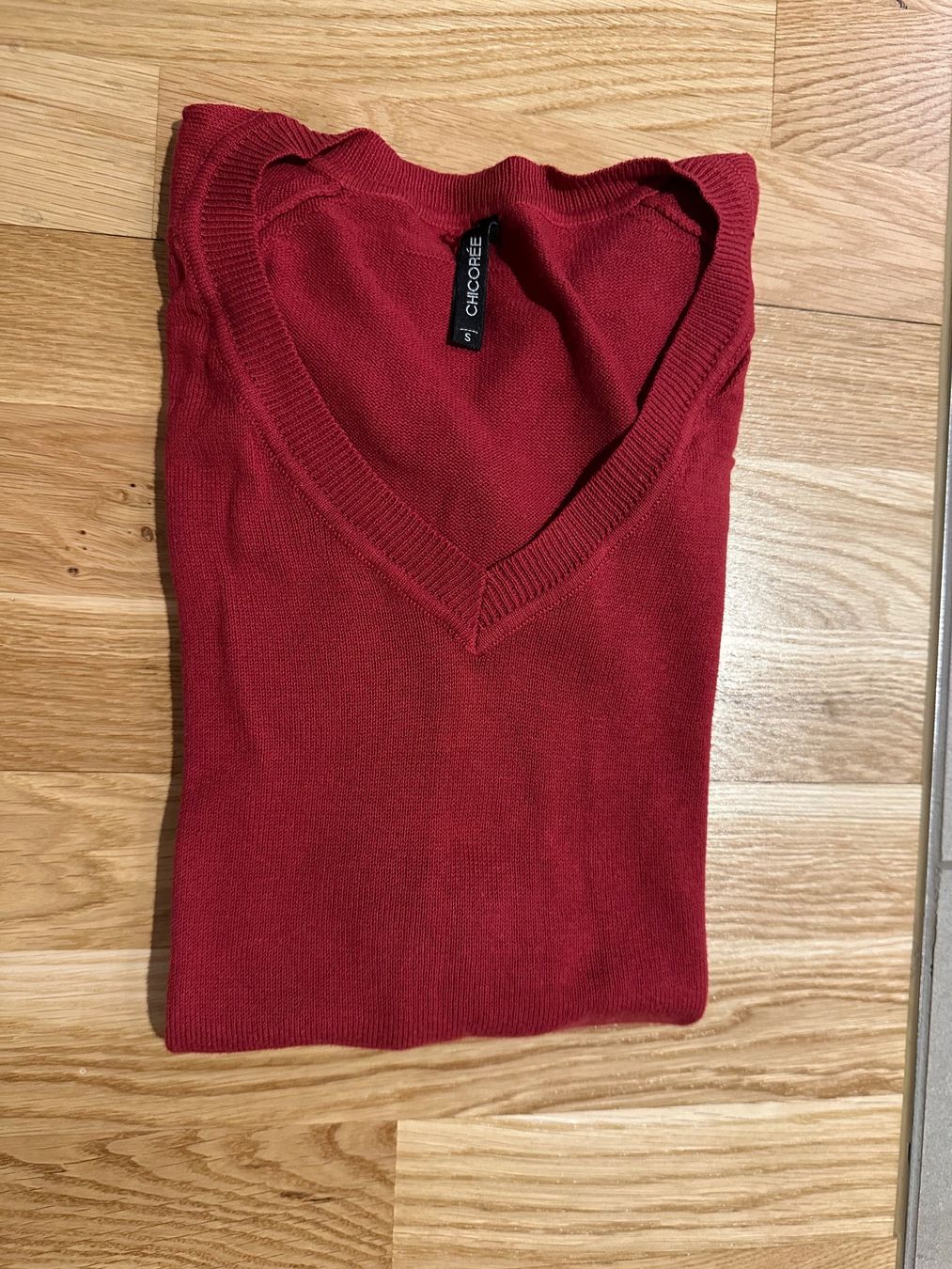 Pullover & Sweatshirts: Chicorée Roter Damenpullover Grösse S – Gebraucht aus Zürich von cfh_cg22