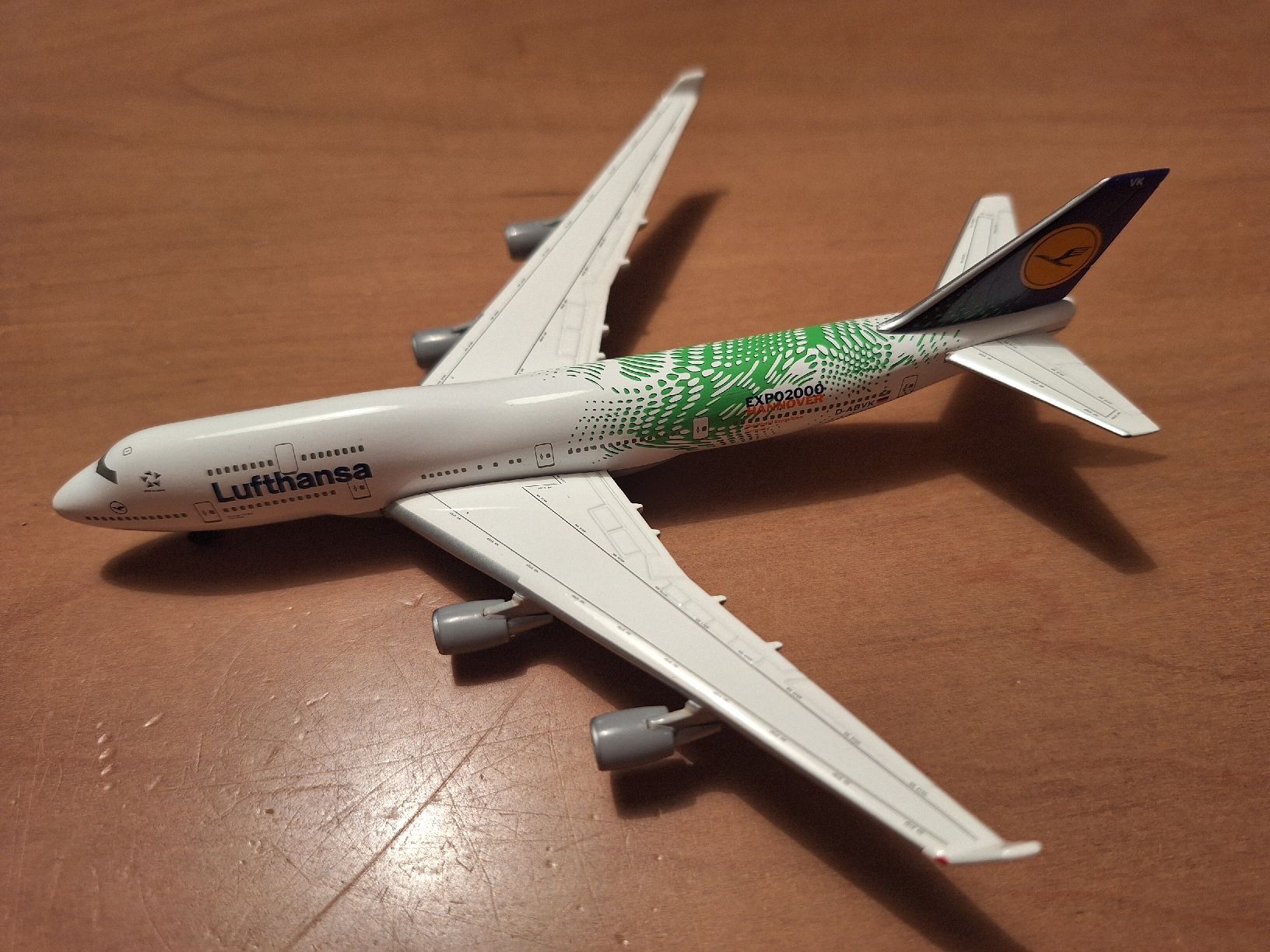 Herpa Kit di modellismo & Modellini statici: Herpa Lufthansa Boeing 747-400 "Hannover" 1:500 – Usato da Sargans venduto da nicsam1815 1