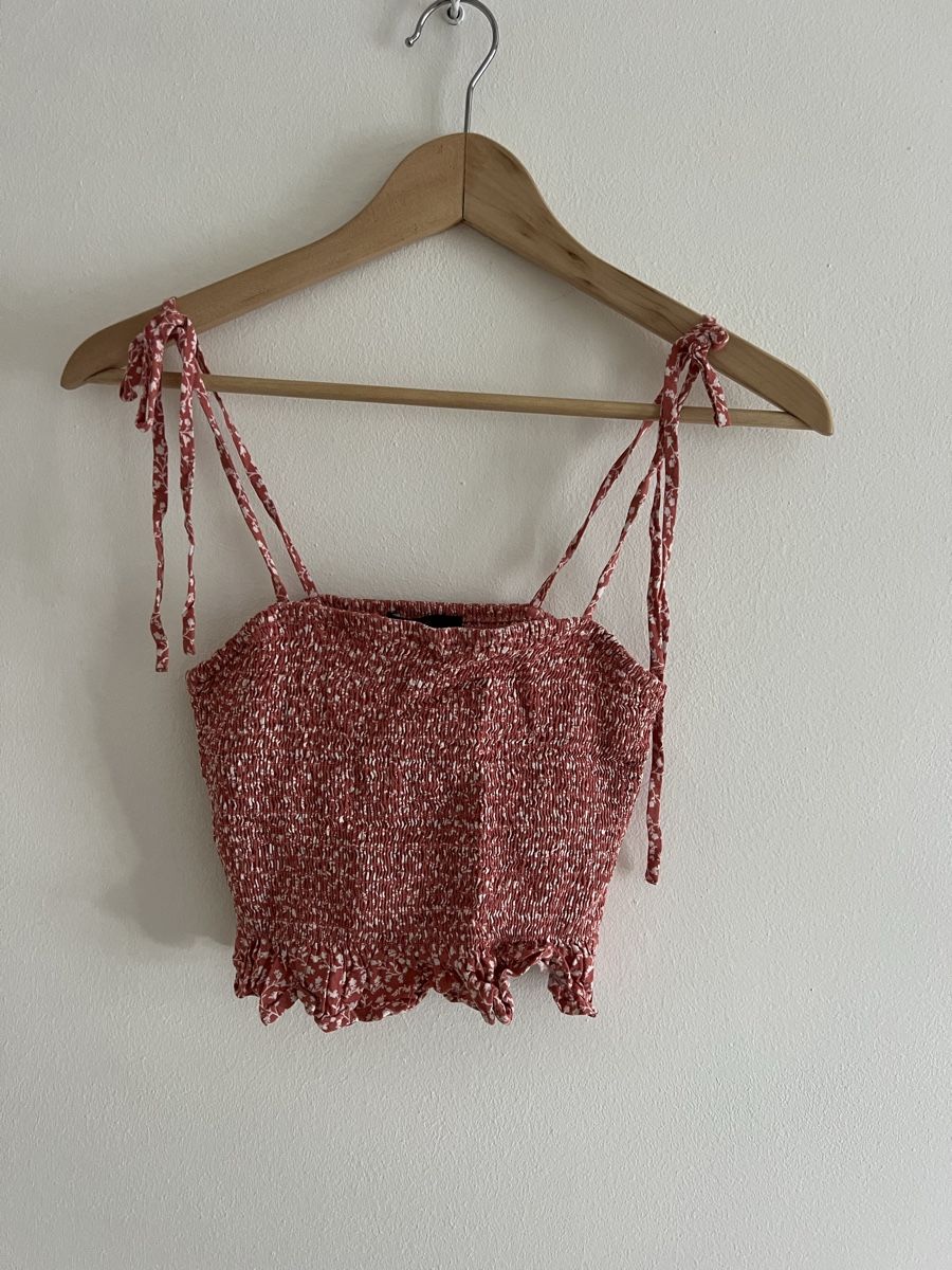 Top: Forever 21 crop top S (xs) – Usato da Losone venduto da Misssslucie