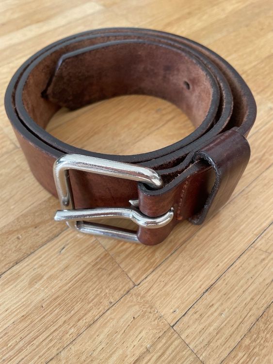 Ceinture Moschino En Cuir Nubuck Rouge Avec Rivets - Taille Italienne 42 - Occasion