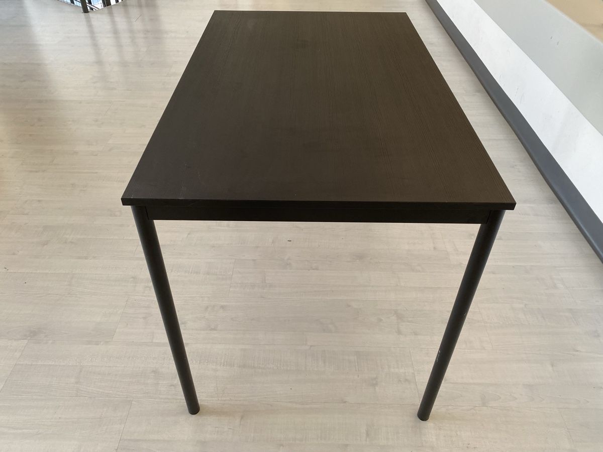 Tavoli: Tisch – Usato da Hägglingen venduto da Karin0802 5