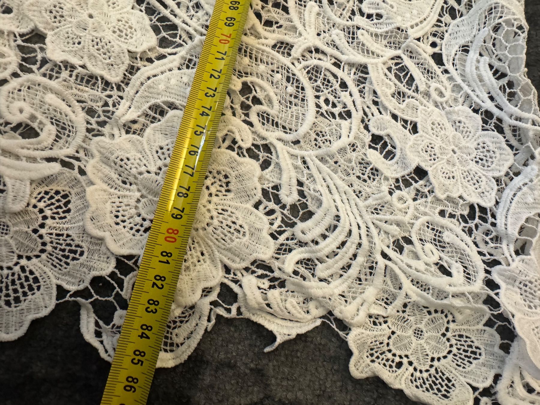 Vestiti: Kleid weiss Spitze Netzmuster Grösse M neuwertig – Usato da Frenkendorf venduto da Style365 9