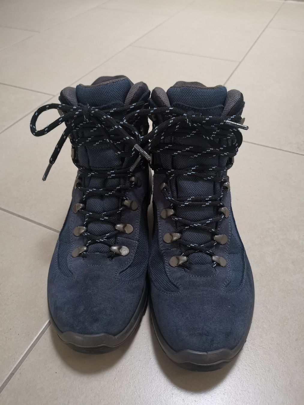 Scarpe da uomo: Landrover Wanderschuhe gr. 40 – Usato da Aadorf venduto da JFPS 1