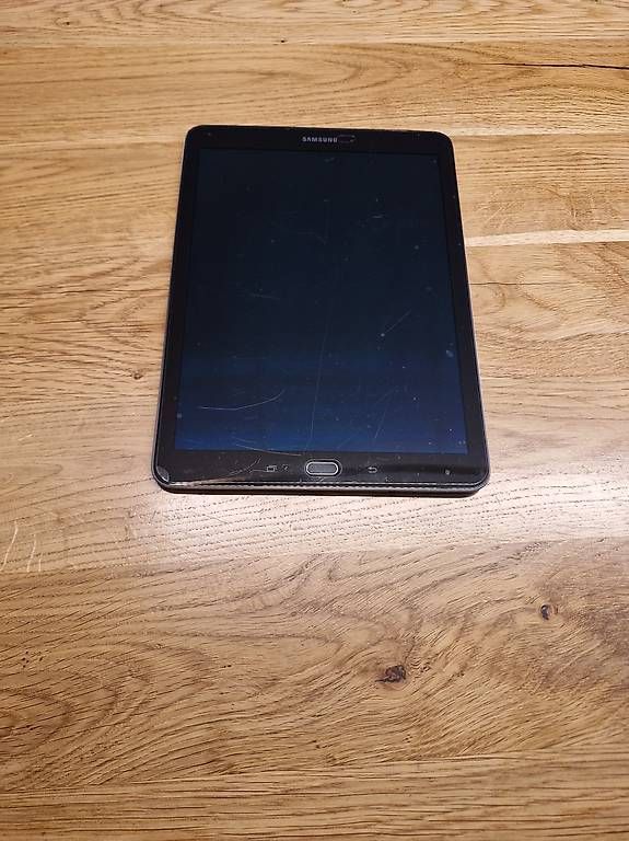 Tablettes PC: Samsung Galaxy Tab 2 + Hülle – D'occasion à Liestal par saalstef 4
