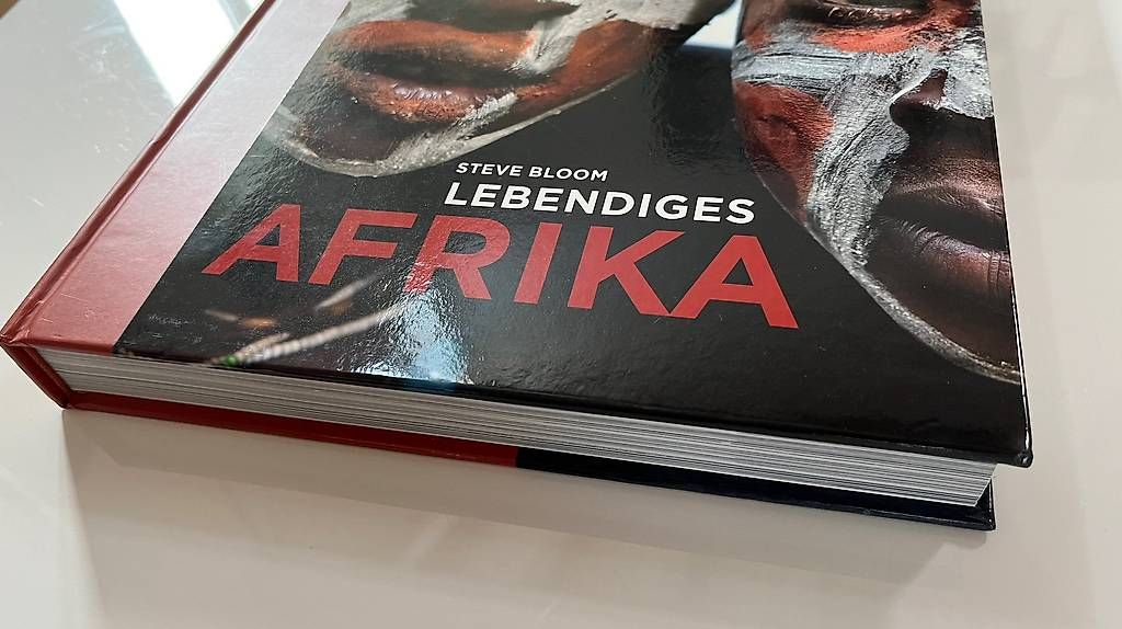 Libri: Lebendiges Afrika Buch – Usato da Otelfingen venduto da Leaping 1