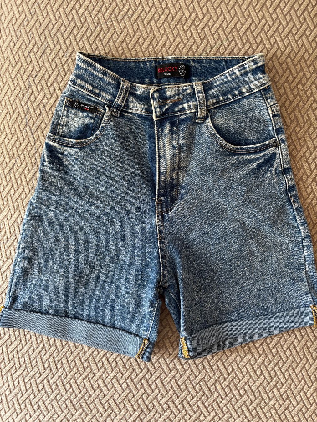 Jeans: Jeansshorts – Usato da Bern venduto da ViksiBash