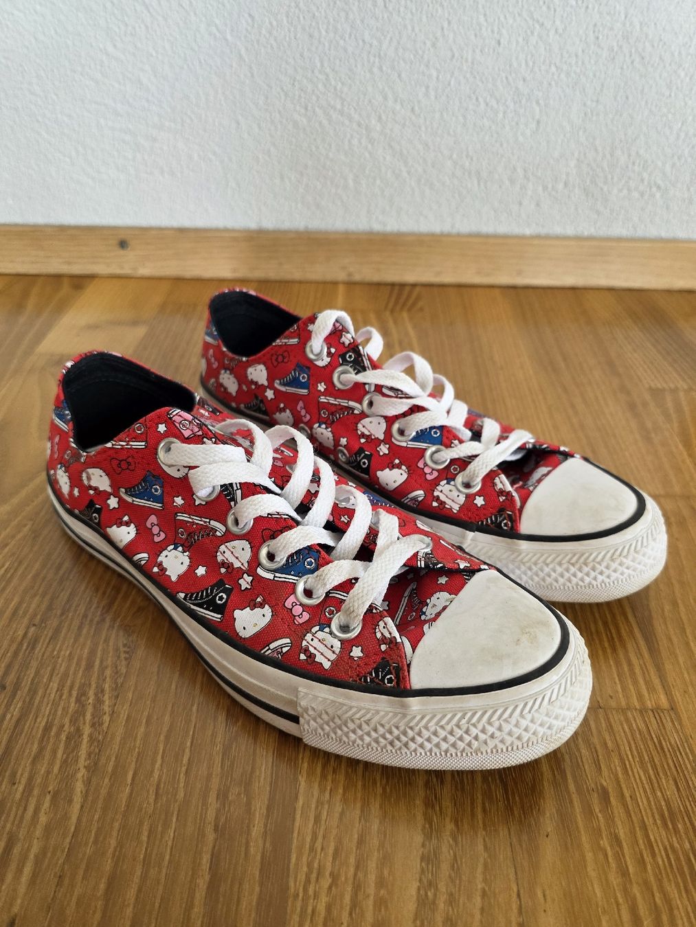 Converse Scarpe da donna: Converse Hello Kitty Gr. 39  – Usato da Bassersdorf venduto da R32DSG
