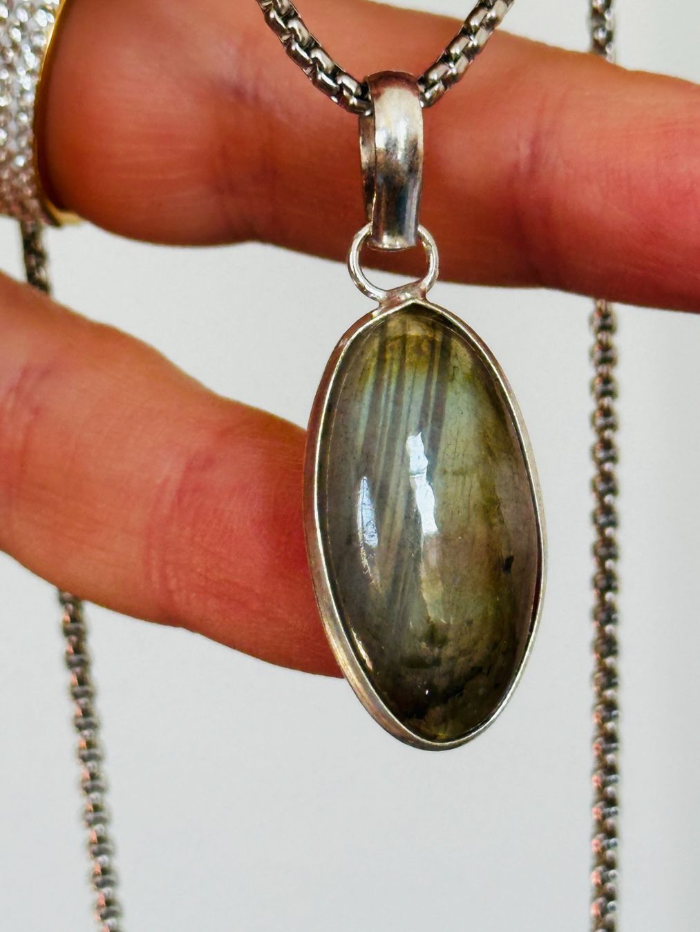 Catenine: Labradorite necklace – Nuovo e nell'imballaggio originale da Genève venduto da AGBERG