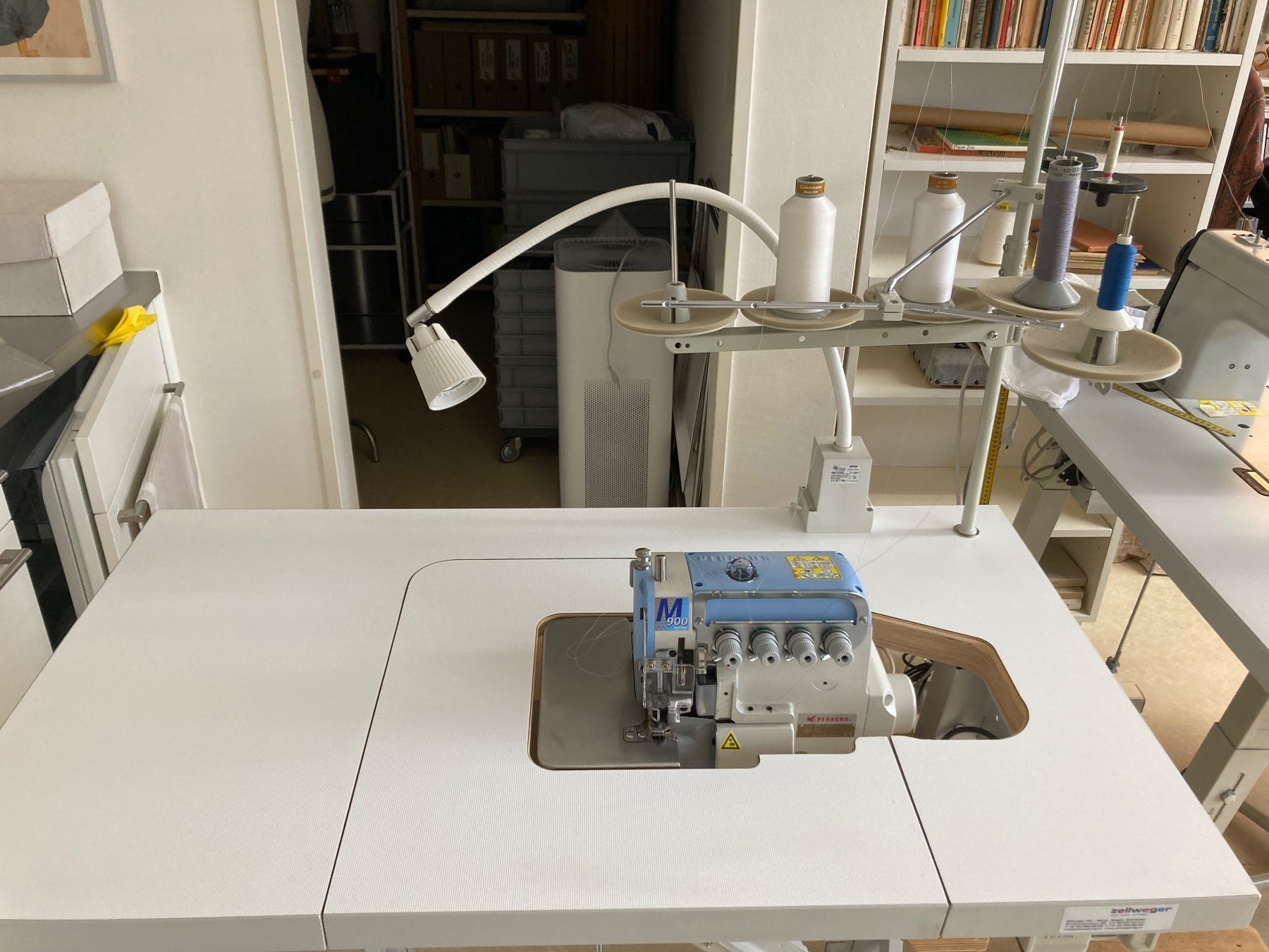 Nähmaschinen: Overlock Nähmaschine, Pegasus M 952-52 – Gebraucht aus Rapperswil von peter081 1