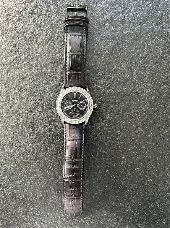 Orologi: Damenuhr von Esprit - schwarz – Usato da Scheuren venduto da tan_w6cx 1