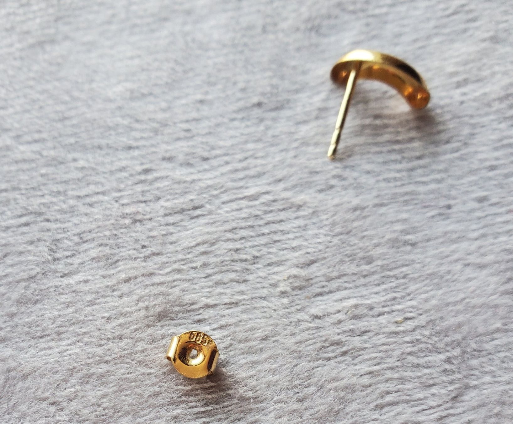 Boucles d'oreille: 14K Gelbgold Mond Ohrringe – Neuf (Voir description) à Villigen par chriwo 2