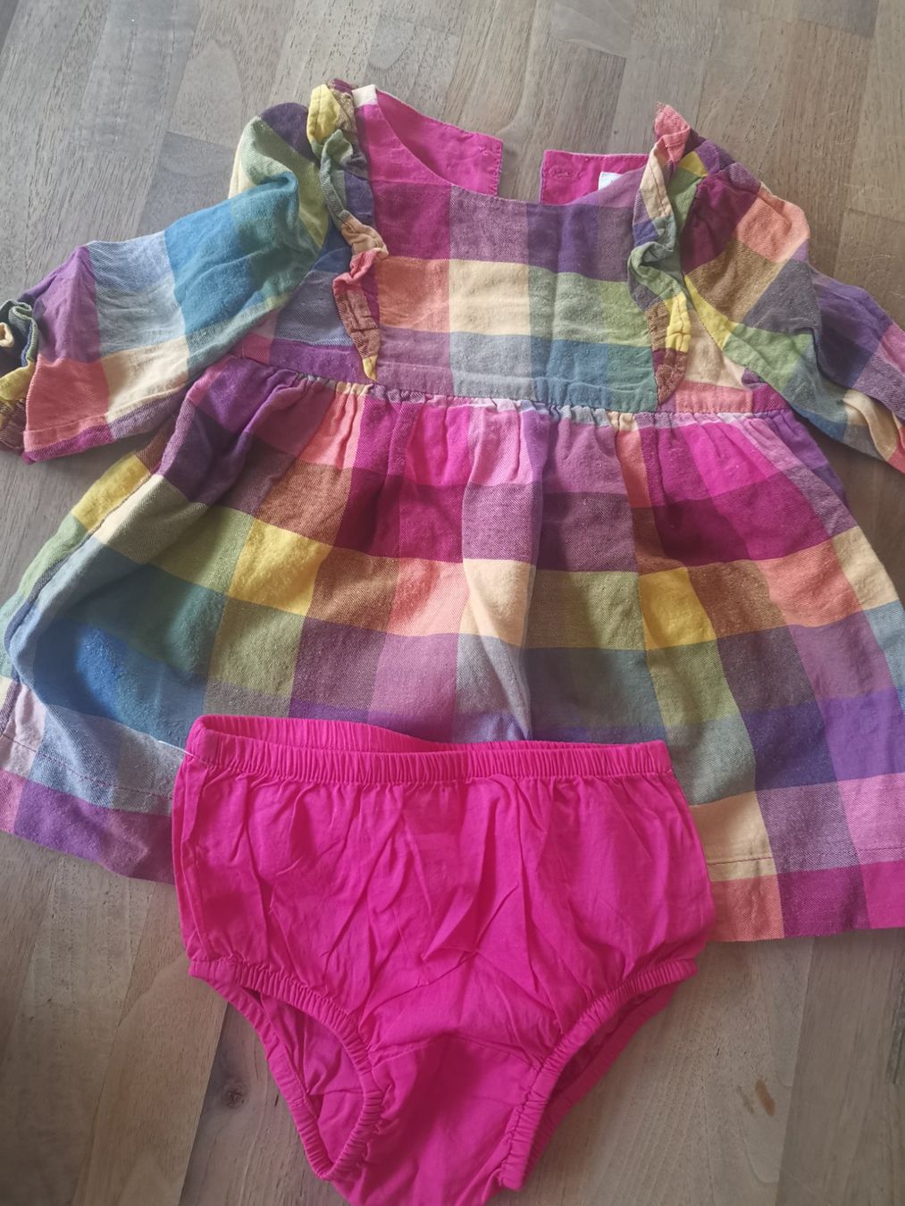 Ensembles coordonnés: Kleiderpacket Girl -. Gr. 74 – D'occasion à Ins par Jacy1 3
