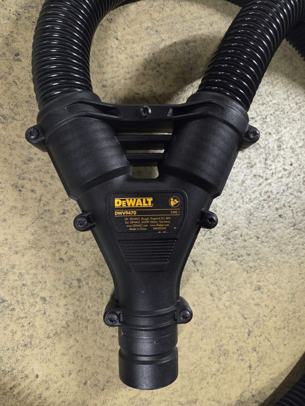 Dewalt Unità & Adattatore: DeWalt DWV9470 AirLock Y-Adapter-Set – Usato da Zufikon venduto da Ret_st