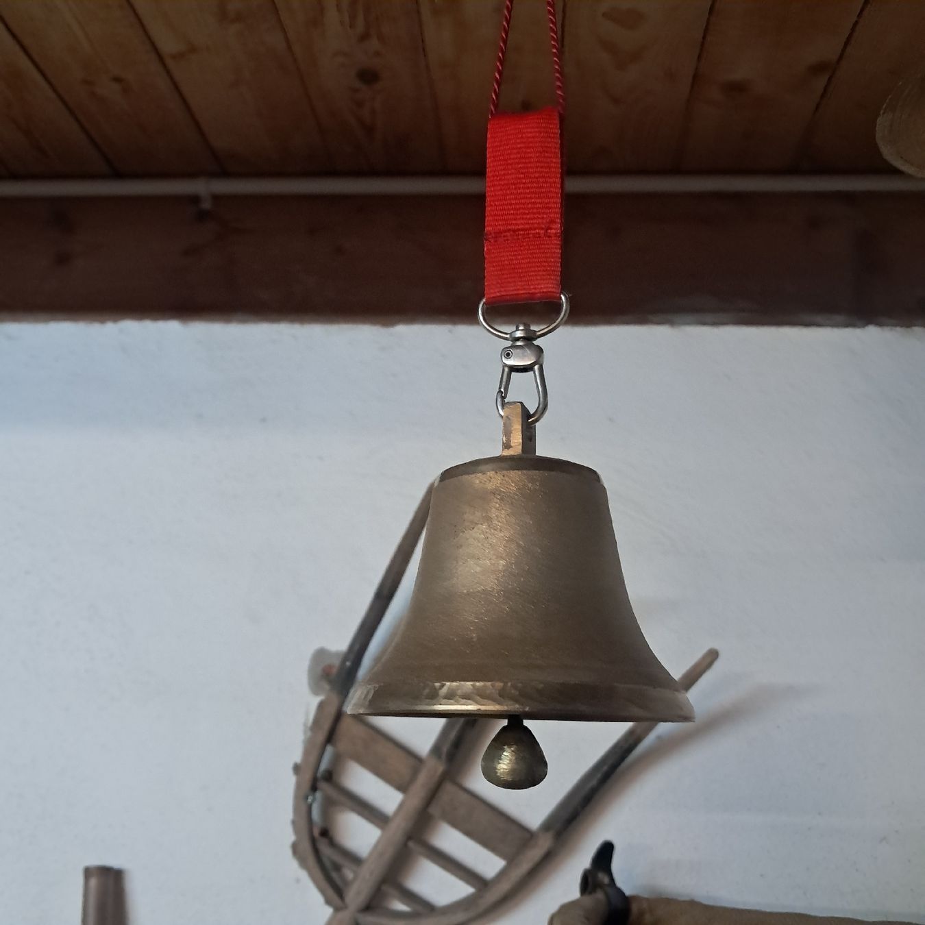Campanacci mucche: Schlichte kleine Glocke – Usato da Murten venduto da SHETHOF