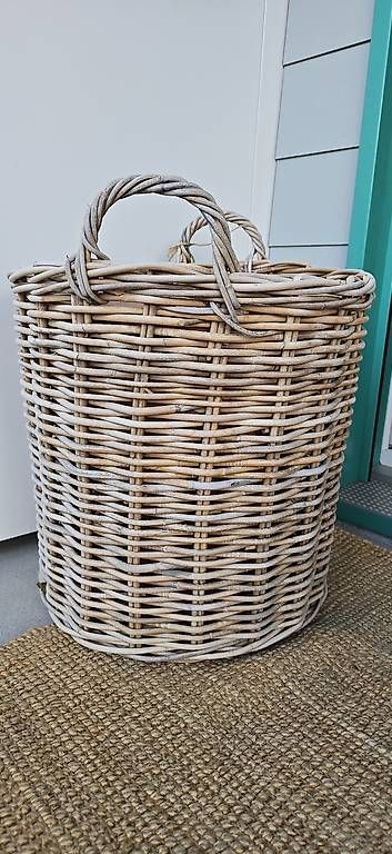 Autres articles pour la maison: Grosse Rattankorb – D'occasion à Weggis par bdrm48