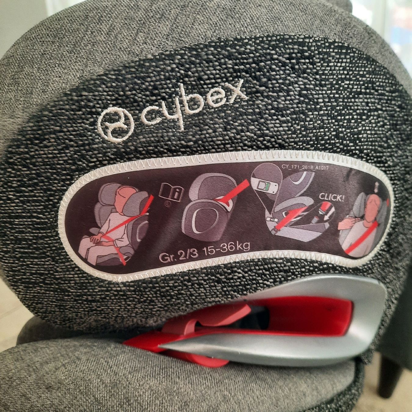 Cybex Seggiolini per auto: Cybex Solution Z-fix Gr. 2/3 15-36kg Kindersitz grau – Usato da Niederbuchsiten venduto da Cheasily 3