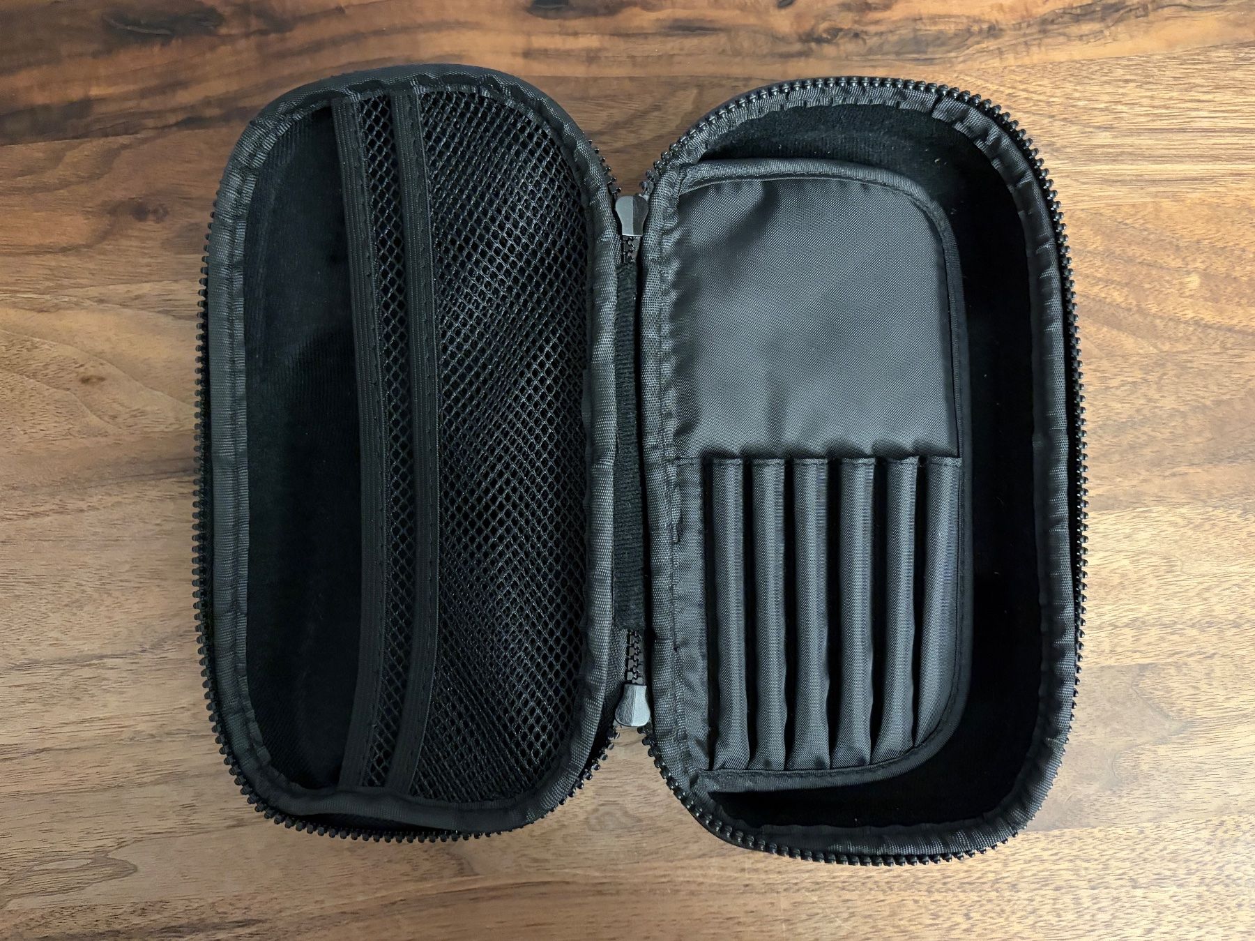 Astucci : 2x ungebrauchte Smiggle Etuis – Nuovo (secondo la descrizione) da Kilchberg ZH venduto da HomeZH 4