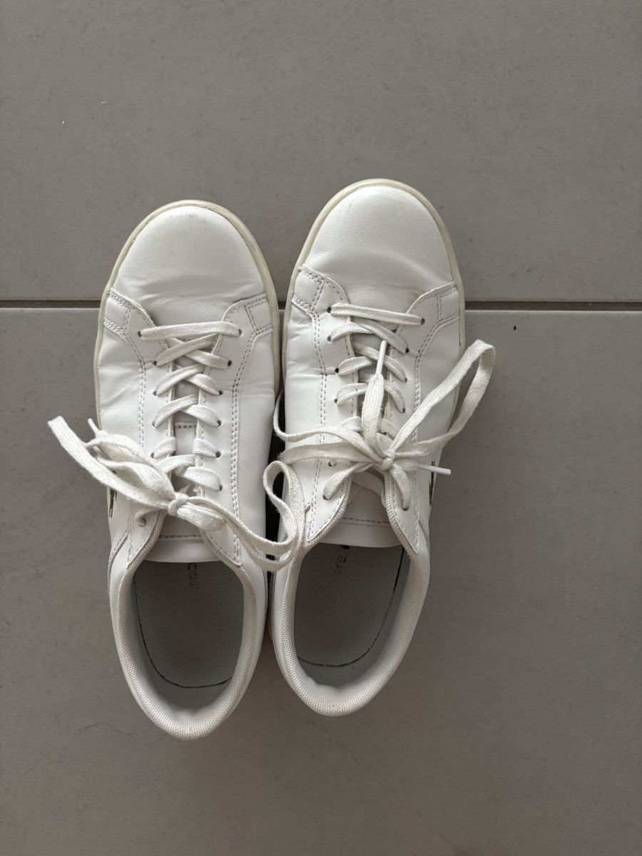 Lacoste Chaussures femmes: Lacoste Sneakers 39.5 – D'occasion à Oberrüti par chi_68h7 1