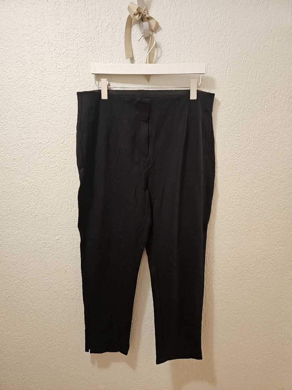 C&A Pantaloni: C&A Damen Hose Schwarz Gr 46 Figurbetont – Nuovo (secondo la descrizione) da Bern venduto da Oscarella