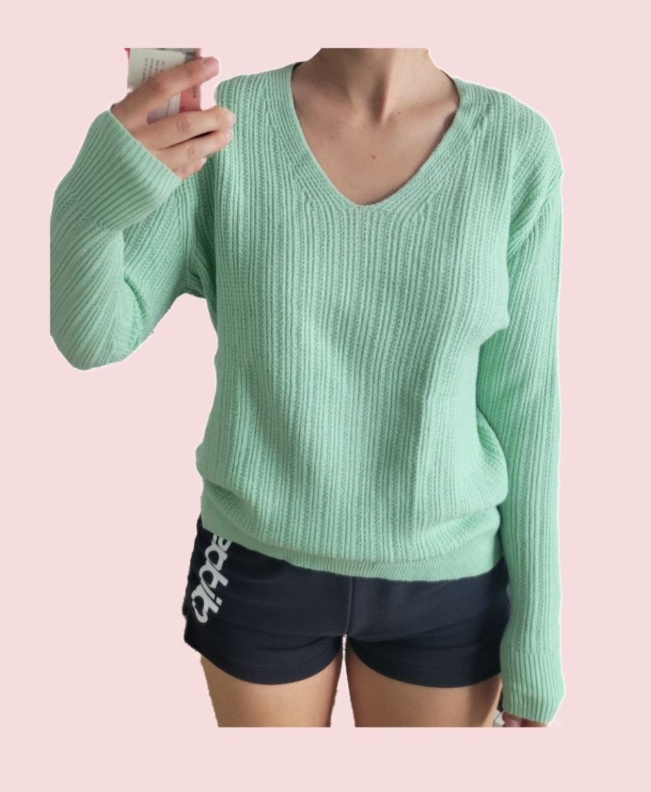 Pulls & Sweat-shirts: STREET ONE vert menthe col V taille 36  – Neuf (Voir description) à Genève par Tanaa_12
