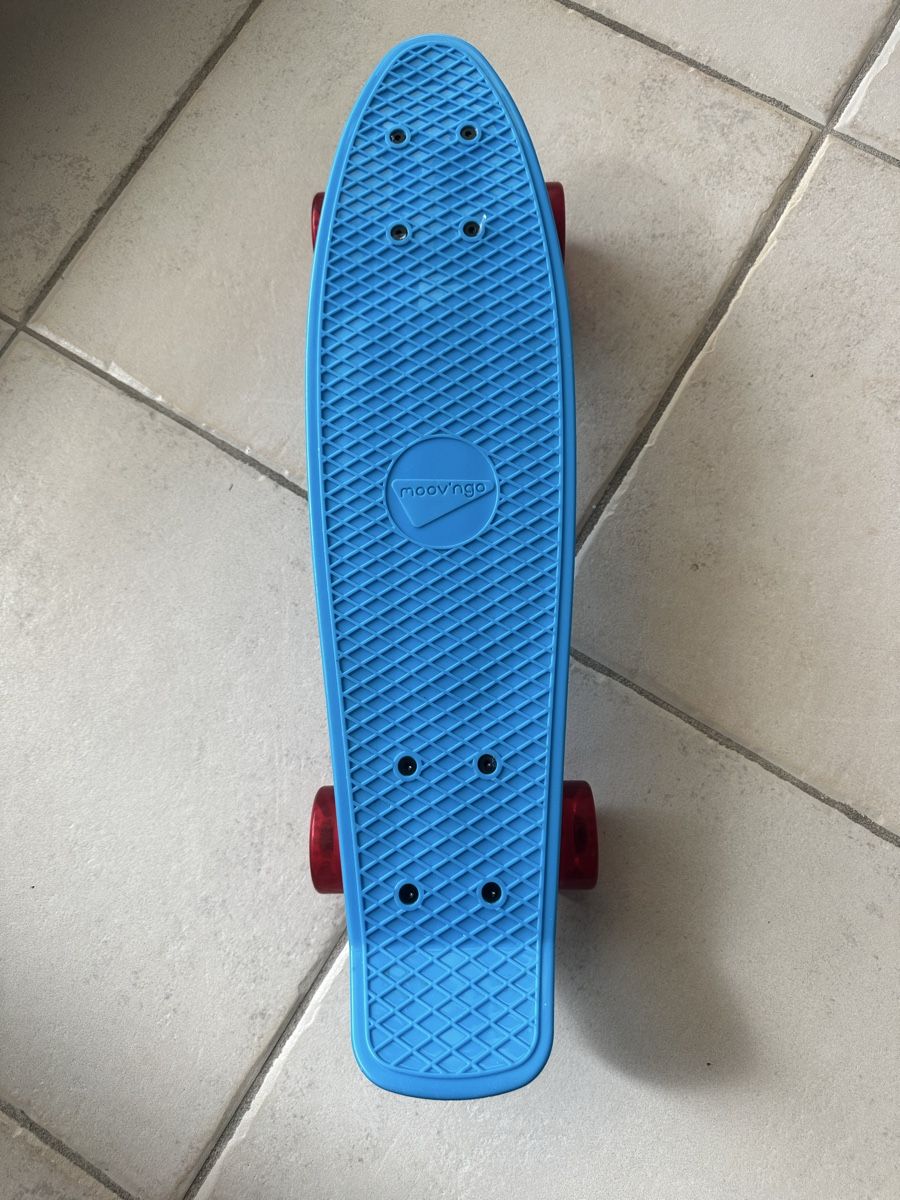 Skateboards: Rollbrett – Neu (gemäss Beschreibung) aus Stallikon von samobini