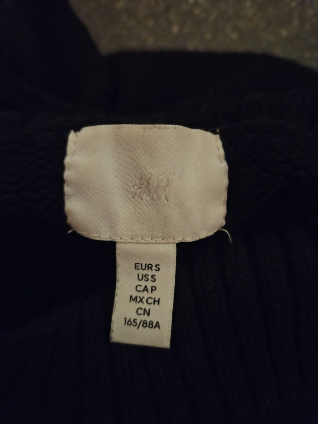 H&M Pulls & Sweat-shirts: H&M Rollkragenpullover schwarz Grösse S  – Neuf (Voir description) à Anwil par moosmat 4
