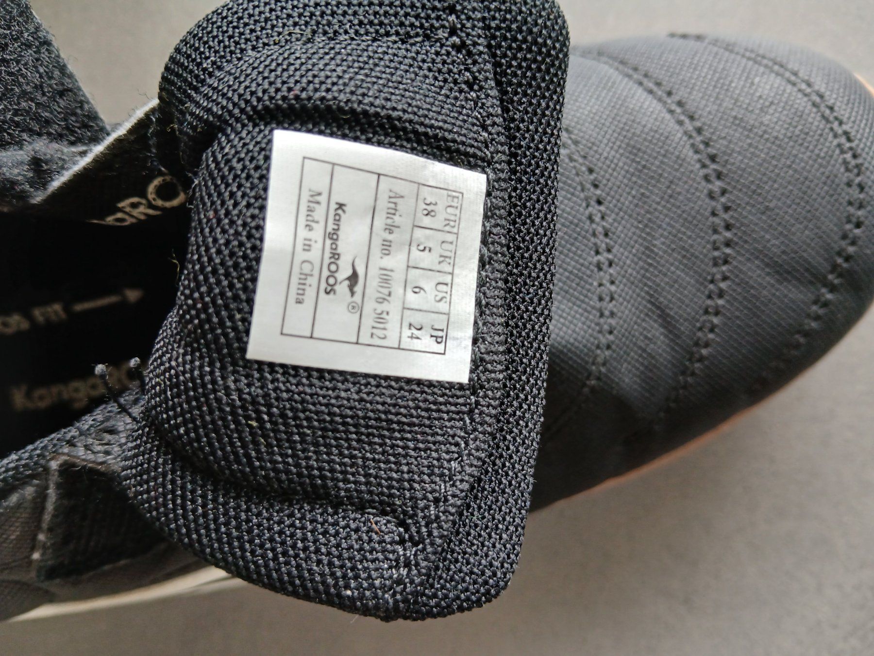 Scarpe per ragazzi: Kangaroos Hallenturnschuhe 38 – Usato da Birr venduto da beydress 4