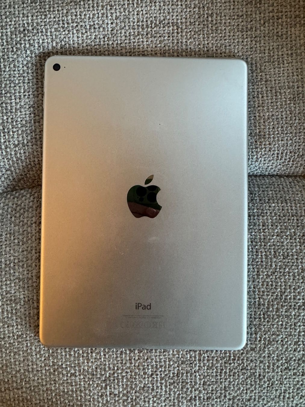 Apple Tablet PC: iPad Air 2 – 128 GB – Gebraucht aus Adliswil von Busys 3