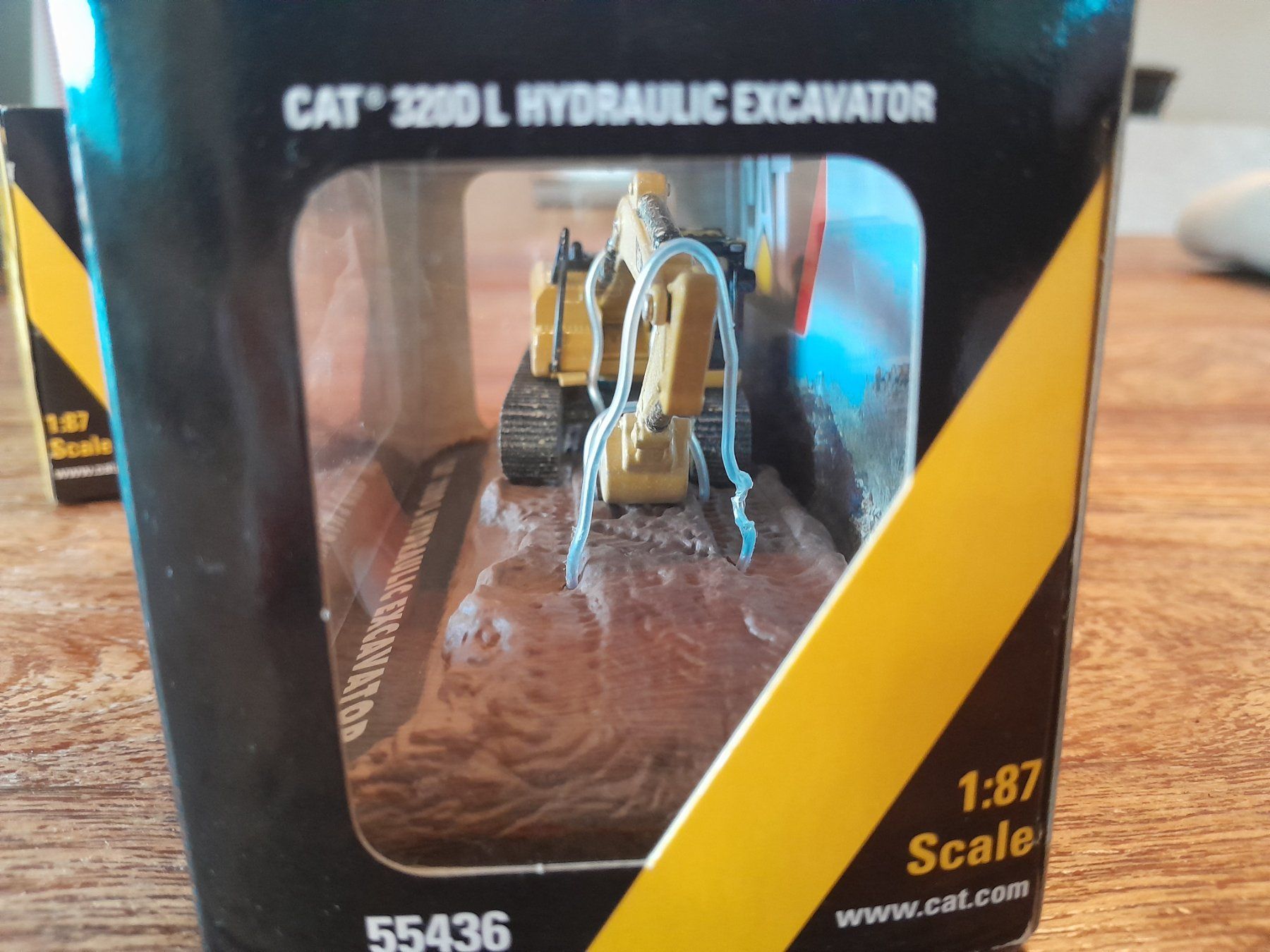 Kits de montage: Caterpillar 320D L Bagger Modell 1:87 – D'occasion à Dübendorf par hed_9w2b 2