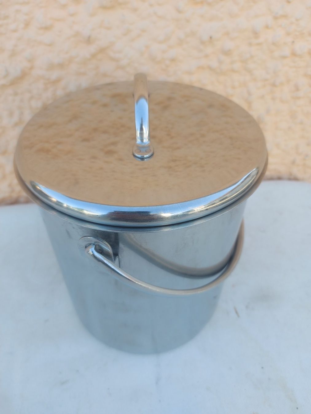 Sonstiges für Haushalt & Wohnen: Edelstahl Eimer mit Deckel;  Milchkessel 3,5Liter – Gebraucht aus Rheinau von profitronic.shop 1