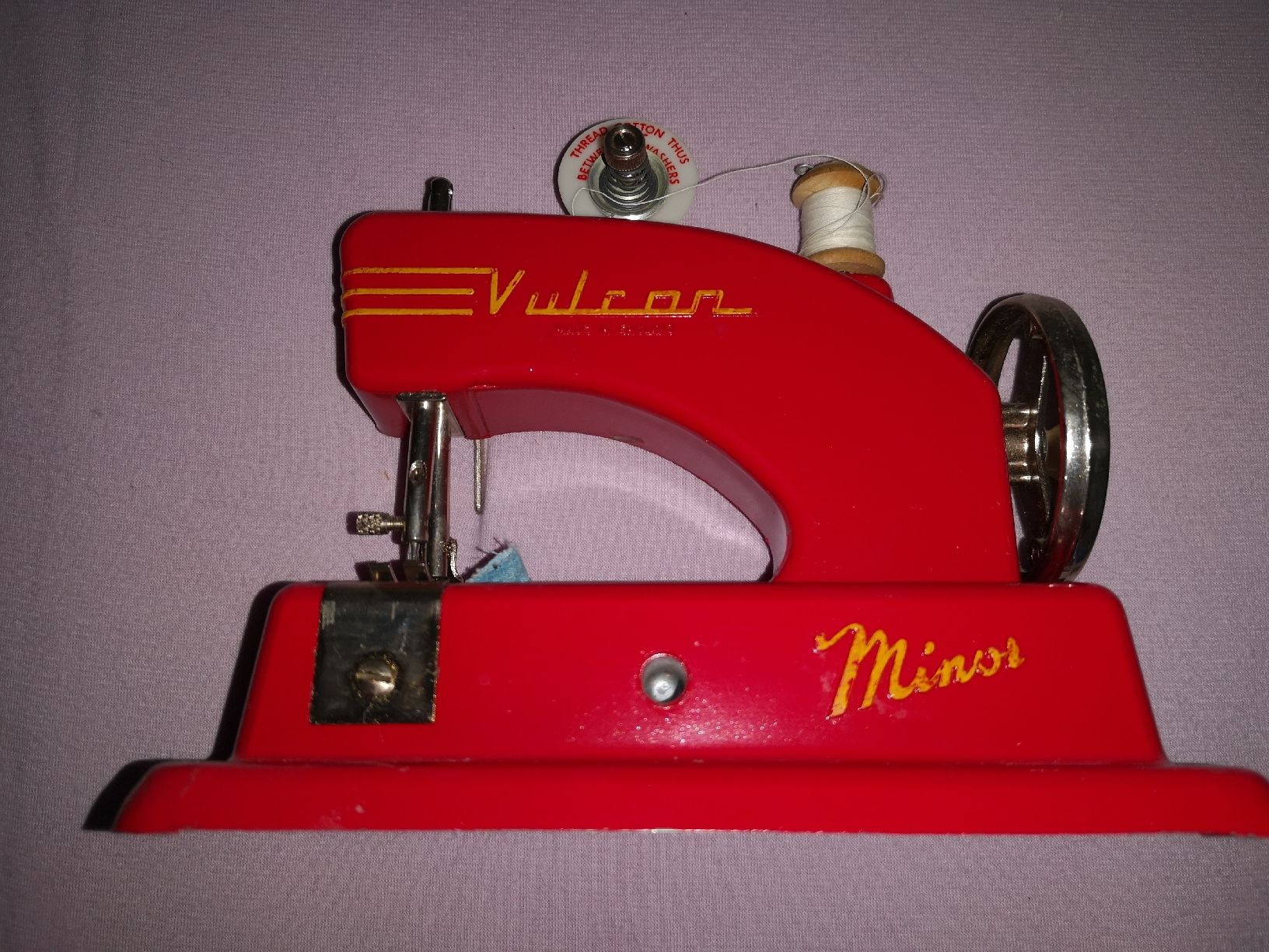 Jouets: KINDER NÄHMASCHINE VULCAN – Neuf (Voir description) à MUEHLEBERG par Cocolinette