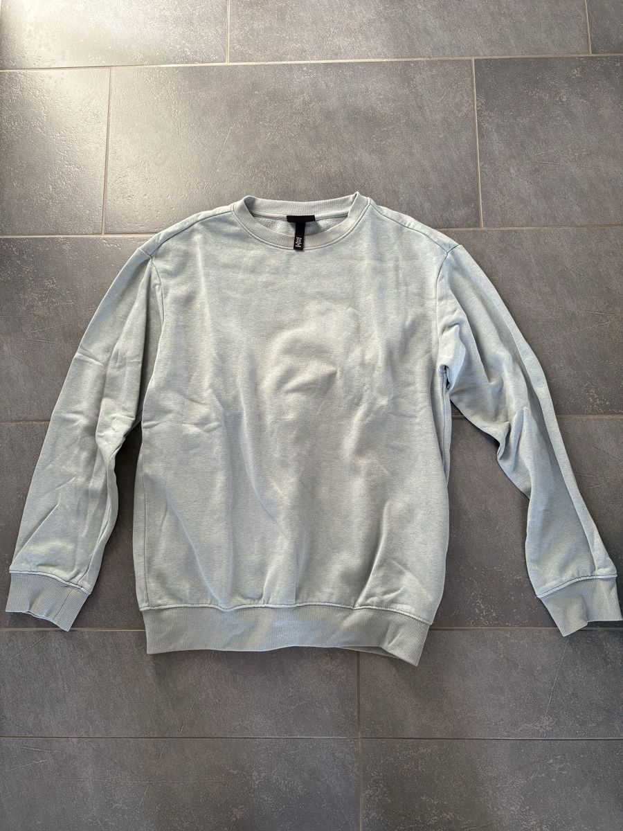 H&M Lotti di vestiti: 4 Pullover, Grösse XS – Usato da Schwarzenbach SG venduto da Manmar 4