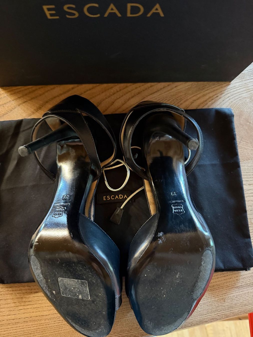Escada Scarpe da donna: Escada Schuhe 39 – Usato da Rebstein venduto da lot_k6yk 1