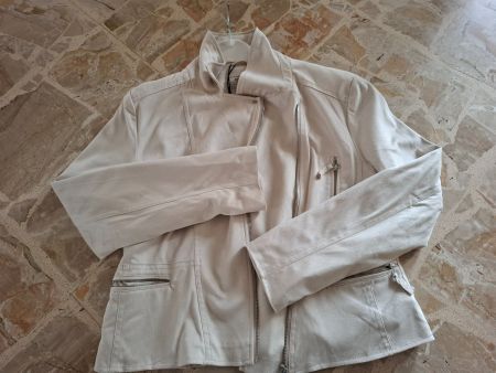 Weisse Damen Jacke Grösse LARGE