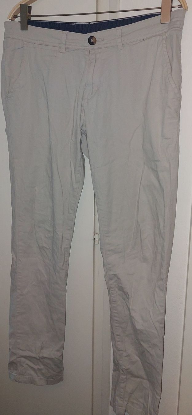 Superdry Lotti di vestiti: SUPERDRY TSHIRT L SET plus Pantalon 52 offert L – Usato da Orpund venduto da Biennerome 4