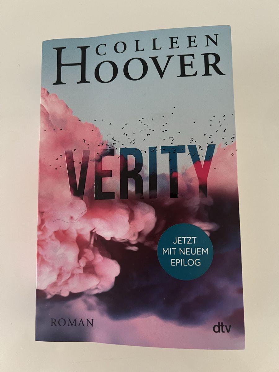 Libri: Colleen Hoover - Verity – Usato da Stein am Rhein venduto da Selomelo.