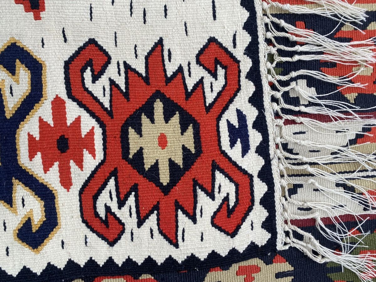 Kelim Tappeti: Dekorative Kelim Teppich – Usato da Männedorf venduto da Adamiat
