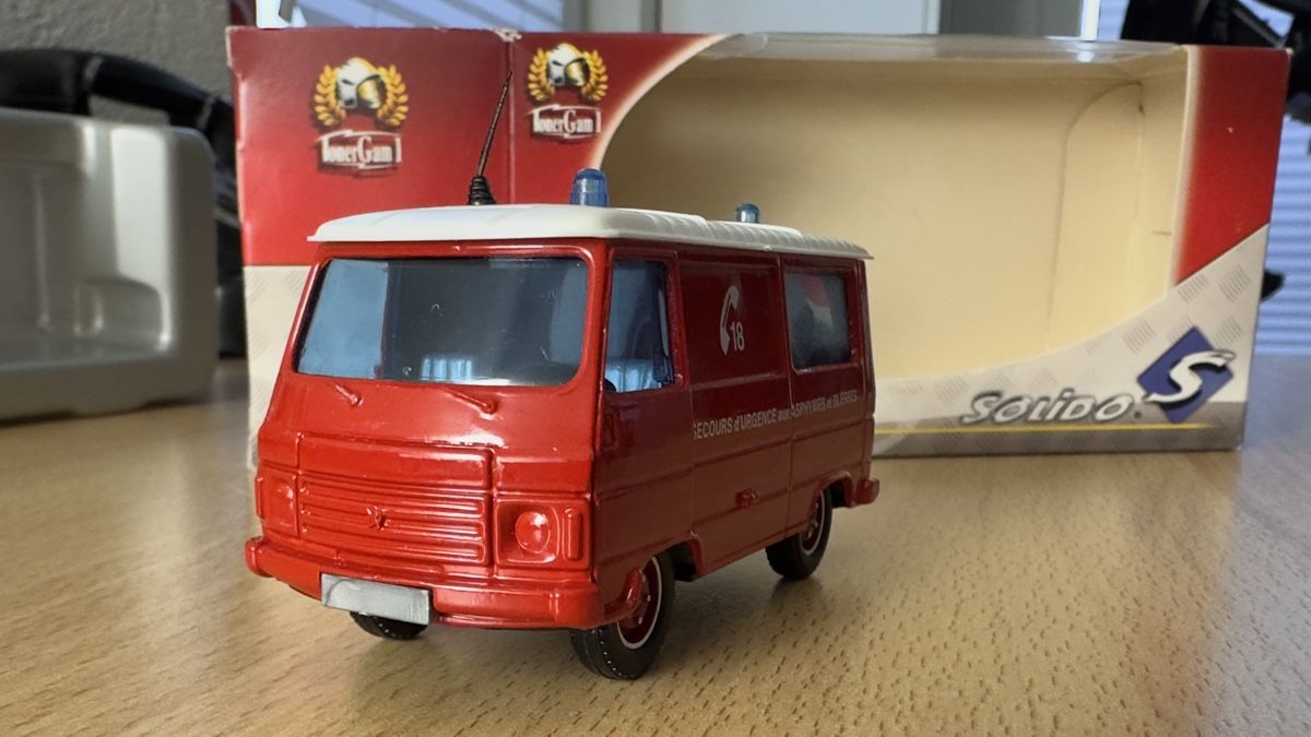 Solido Modellini d'auto: Peugeot J9 VSAB pompier SOLIDO – Nuovo e nell'imballaggio originale da Fey venduto da trips.68 5