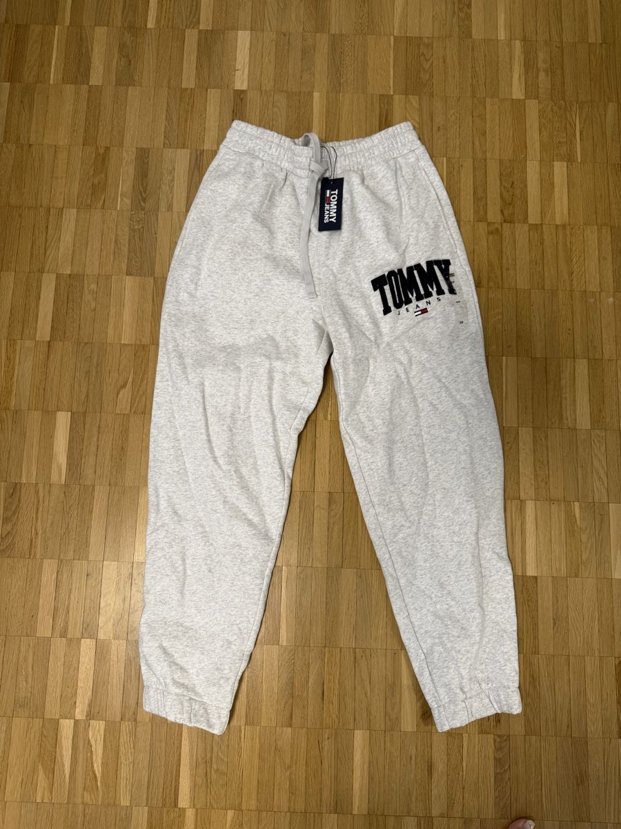 Pantaloni: Jogging Tommy Hilfiger – Nuovo e nell'imballaggio originale da Bulle venduto da pra_c9c8