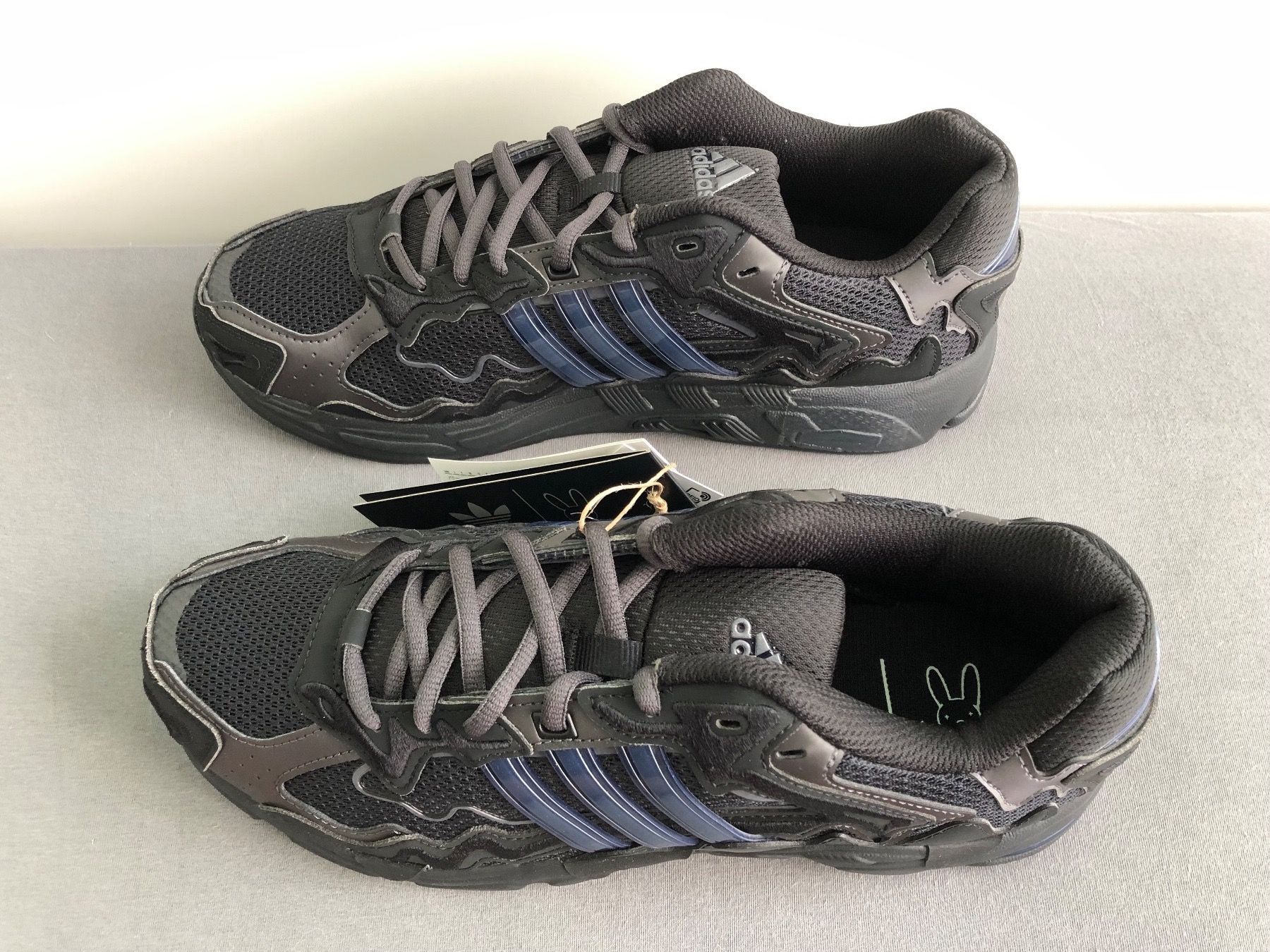 Adidas Scarpe da uomo: Adidas Bad Bunny Response CL 44 – Nuovo (secondo la descrizione) da Baar venduto da tortuga72 1