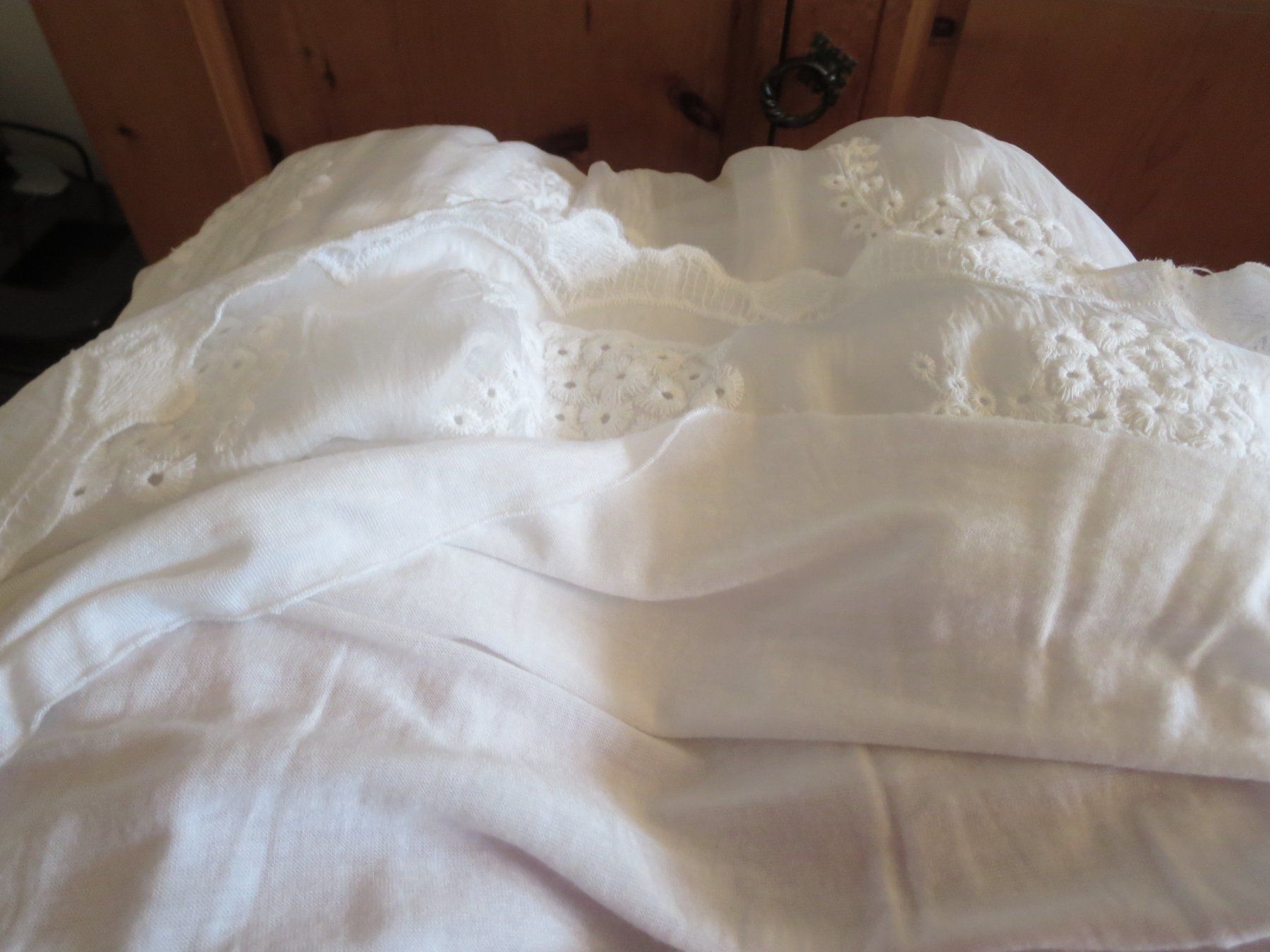 Blusen: Weisse Damen Sommer-Bluse /Gr. 42/44 – Gebraucht aus Wallisellen von Arvenstube 6