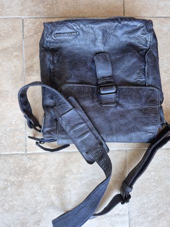 Fredsbruder Ledertasche, neuwertig, blau – ein Schnäppchen!