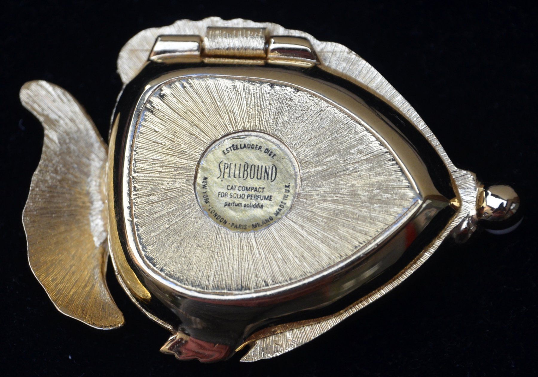 Estée Lauder Profumi & Eau de Toilette: Estée Lauder Spillbound  Tropisal Fish Solid Perfume 1990s – Usato da Collonges venduto da arashee 3