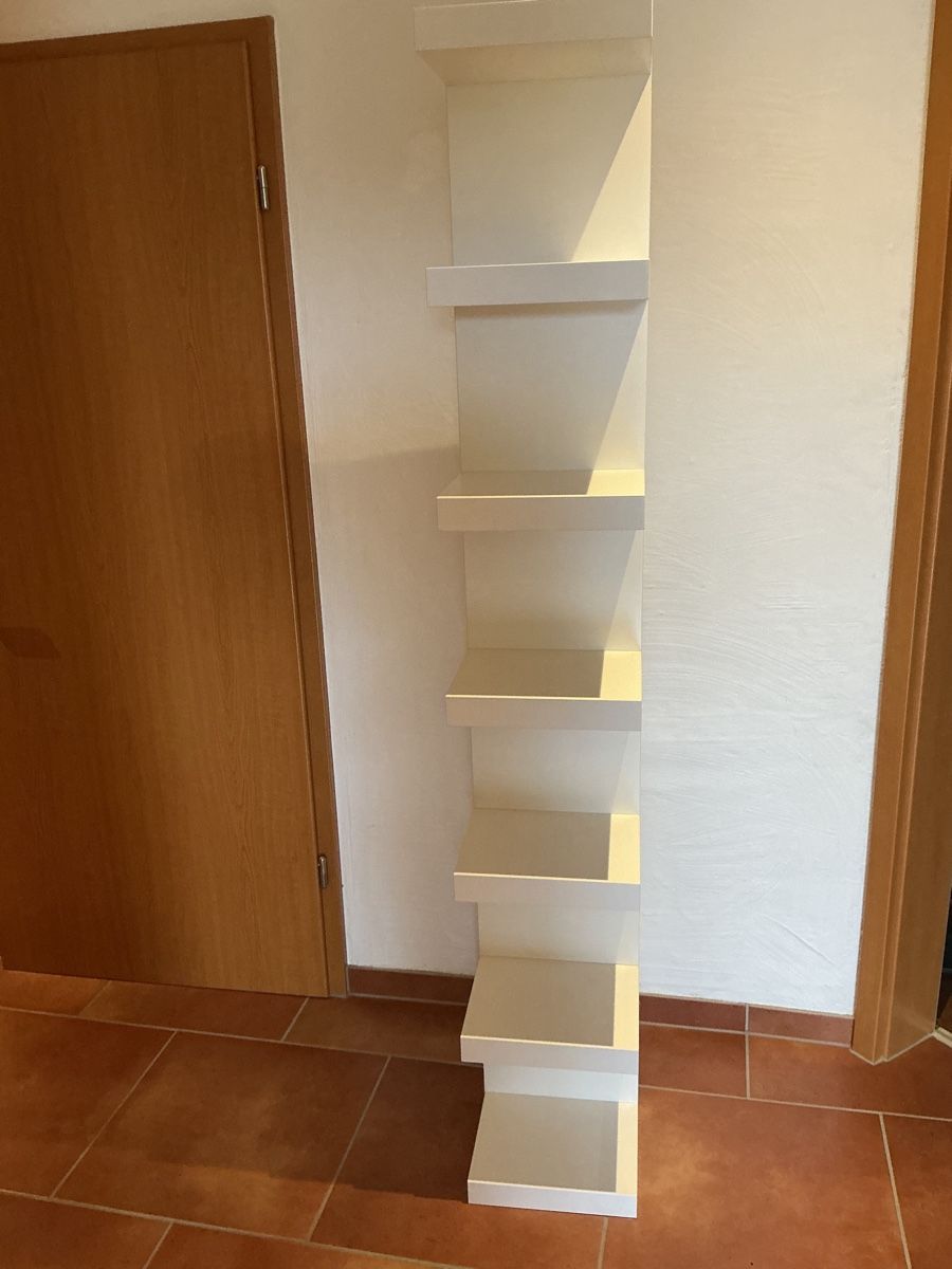 Scaffali: Ikea Wandregal weiss  – Nuovo (secondo la descrizione) da Müllheim Dorf venduto da vieste77 1