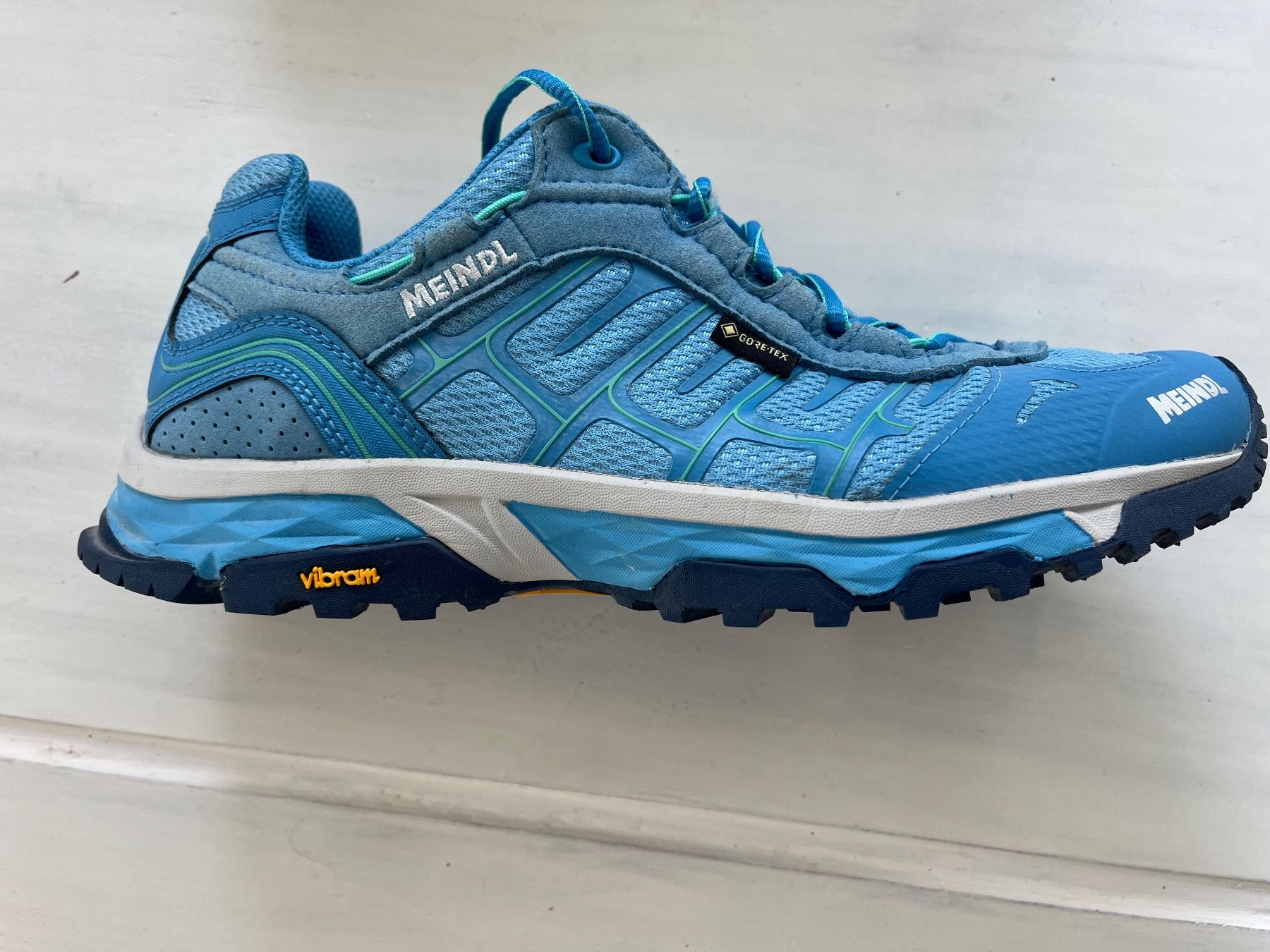 Meindl Damenschuhe: Meindl Damen Laufschuh – Gebraucht aus Stäfa von Korfos1